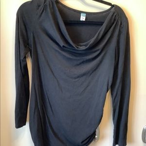 Black maternity tee shirt